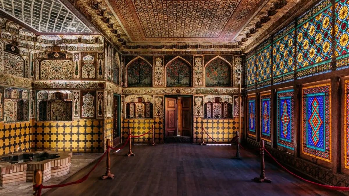 Bakıdan Şəkiyə Ekskursiya: Xanlar Sarayı, Karvansaray Və Kiş Kəndi - view 1