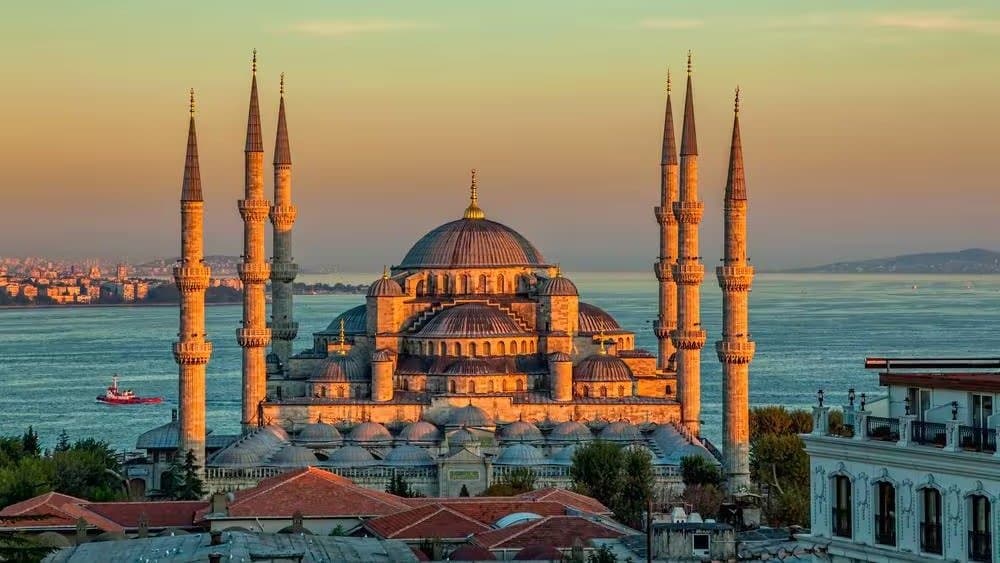 İstanbul İki Qitənin Qovuşduğu Möhtəşəm Şəhər! - view 1