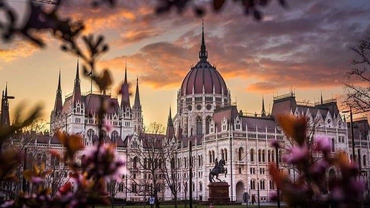 İsveçrə Nağıla Səyahət - view 1